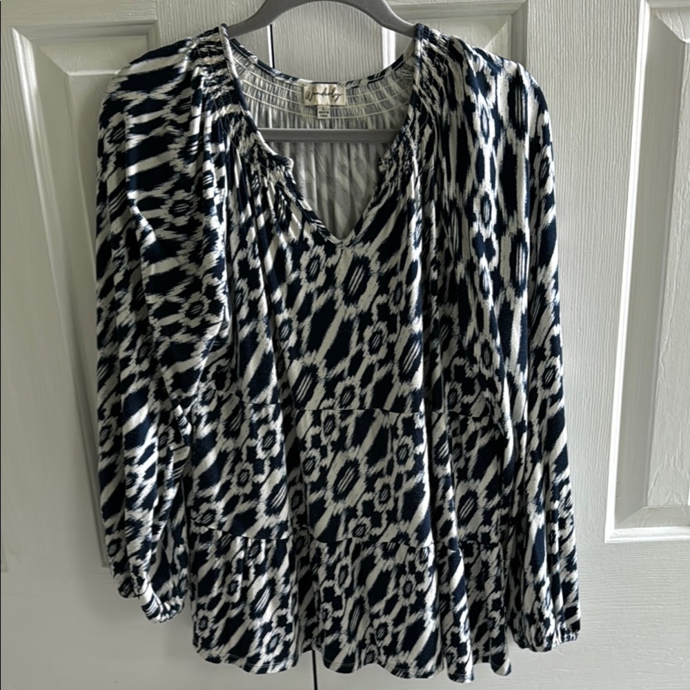 Wonderly Navy and White Relaxed Tunic